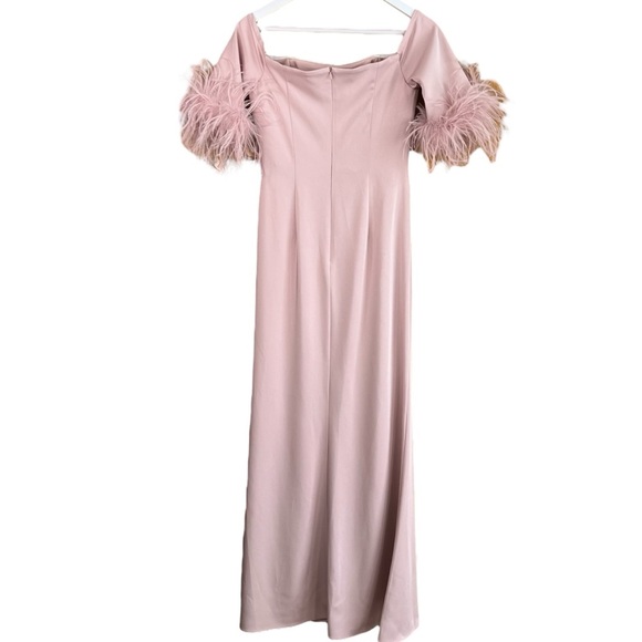 Ieena for Mac Duggal Blush Pink Feather Trim Column Gown Size 4 Style Code 11441 - Picture 5 of 8